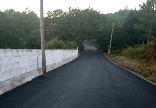 Finalizadas as dúas novas obras de mellora da pavimentación na parroquia de Oleiros